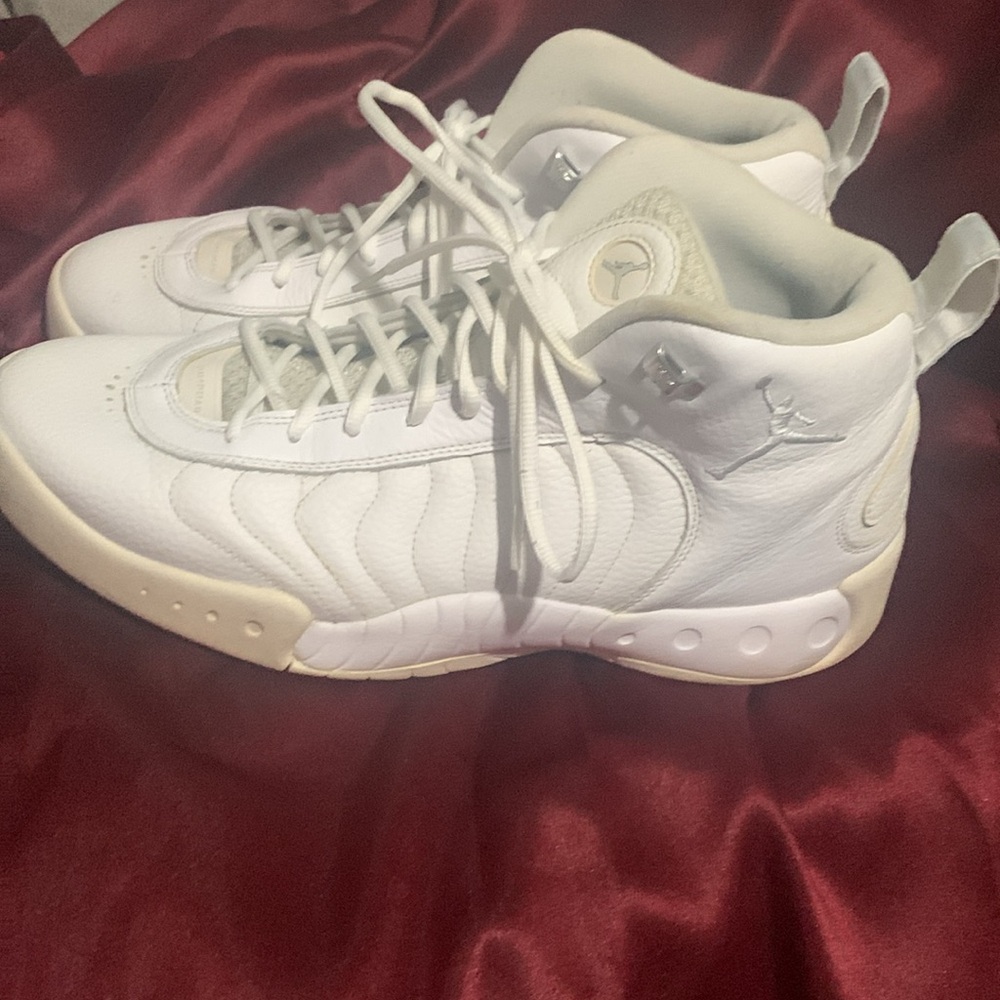 Jordan’s Athletics Shoes - Picture 2 of 10